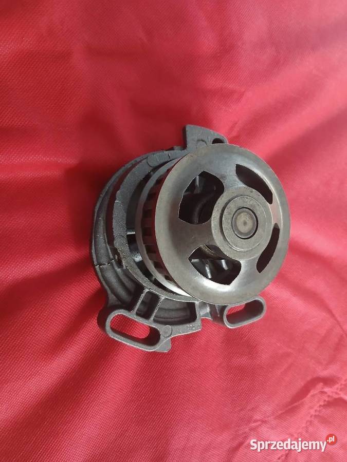 POMPA WODY AUDI QUATTRO 21 22 AUDI 80 B2 Bolesławiec