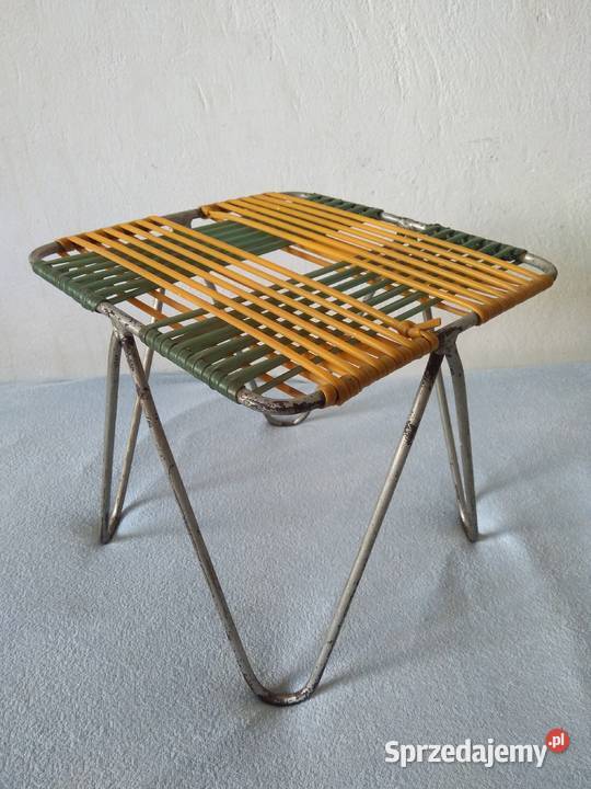 Stołek Taboret projektu W Wołkowski metal