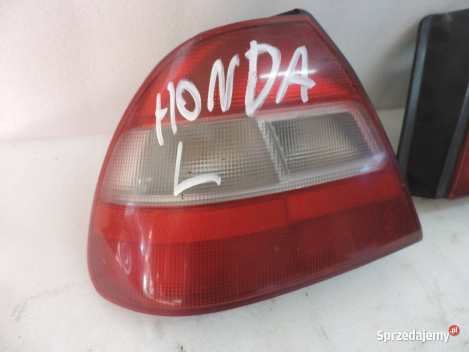 HONDA CIVIC 6 SEDAN LAMPA TYŁ LEWA Motoryzacja