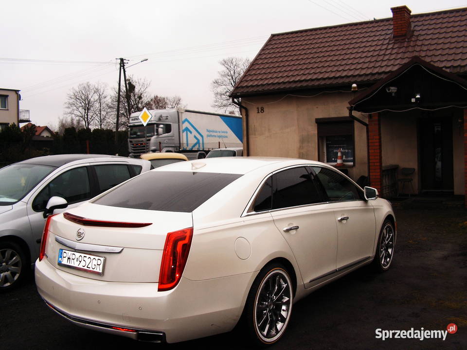 Cadillac XTS 36 Etylina V6 2015 r Września sprzedam