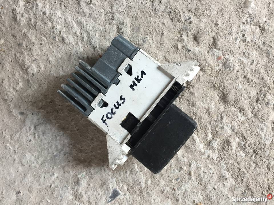 włącznik awaryjnych FOCUS MK1 9804