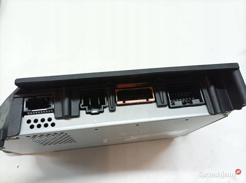 WZMACNIACZ P32265284AA Volvo V60 II 2018 osobowe świętokrzyskie sprzedam