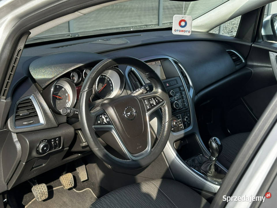 Opel Astra 2 kplkół Nawigacja LED Klimatyzacja światła LED