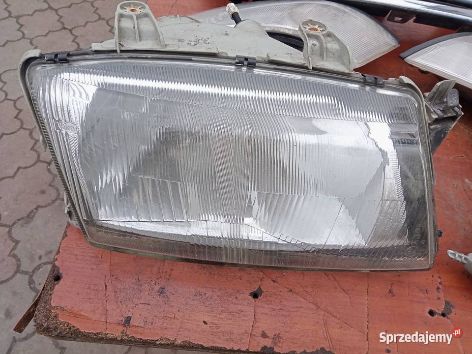 Saab 900 93 Lampy przednie ty grill Stalowa Wola