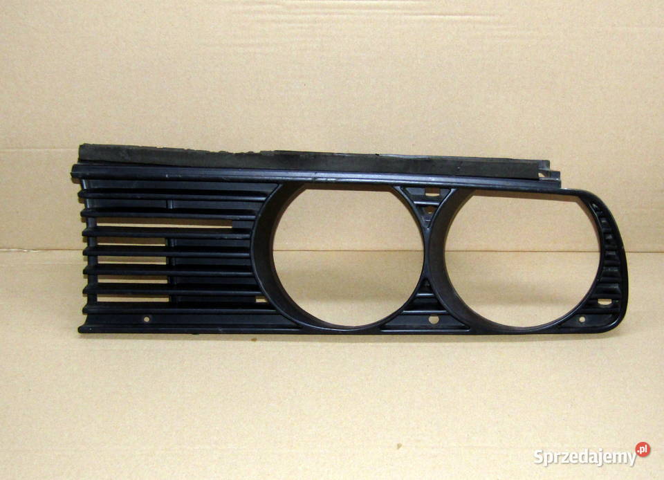 ATRAPA OKULAR LEWY BMW E30 1876091 Rok produkcji 1990 Mysłaków