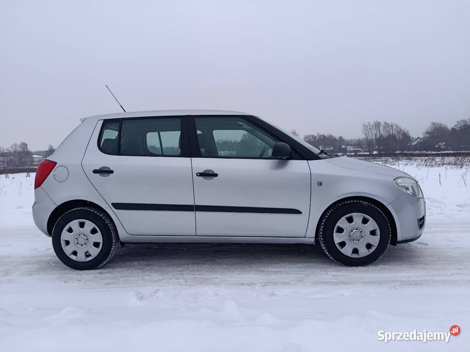 12 B Klimatyzacja Elektryka 100 Bezwypadkowy światła przeciwmgielne sprzedam