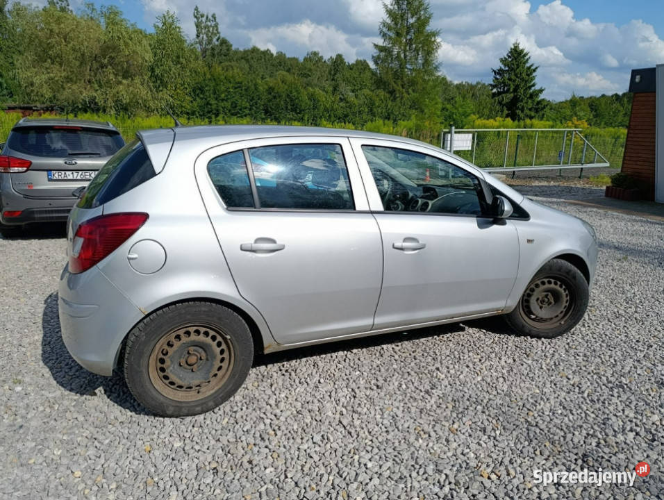 Opel Corsa Do poprawek blacharsko lakierniczych nieuszkodzony Dulowa sprzedam
