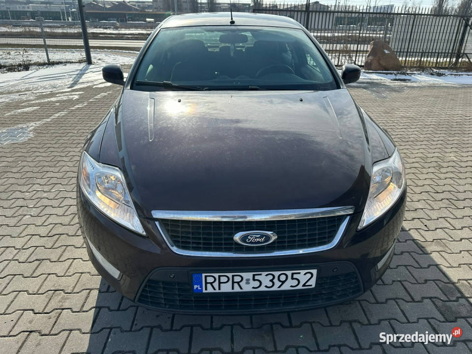 Ford Mondeo 20B gaz LPG Salon 145 Stan Mk4 lakier metallic Mondeo Ostrowiec Świętokrzyski sprzedam
