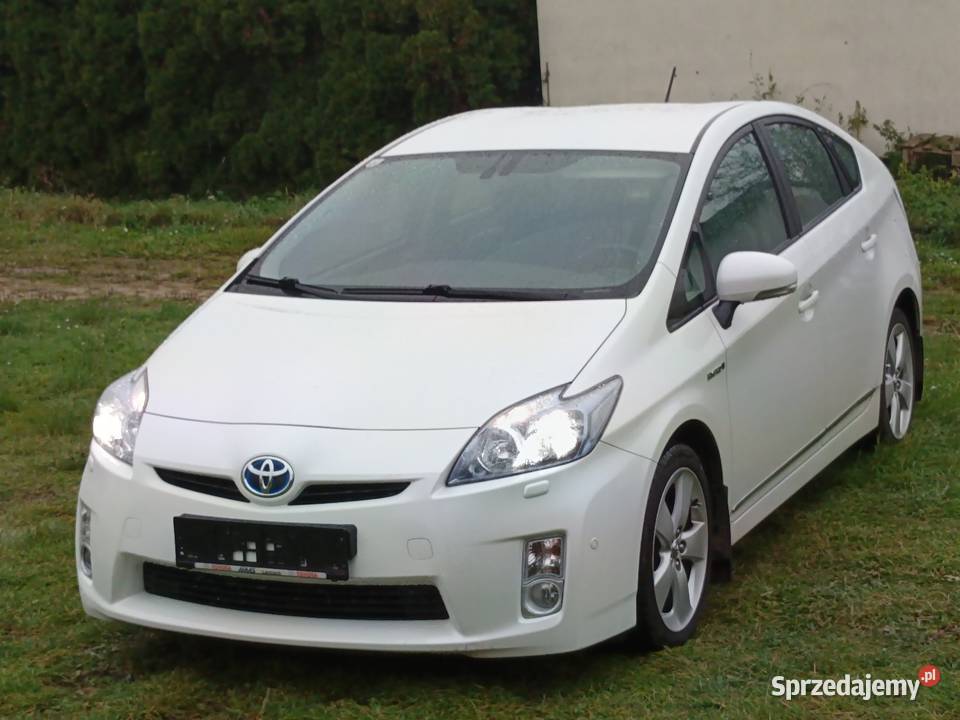 Toyota Prius 3 super stan Ostrów Wielkopolski