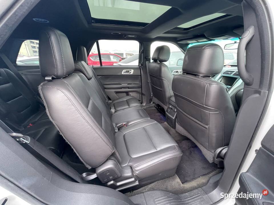 Ford Explorer 7os 2 l Benz Japonia bezwypadkowy Rębków