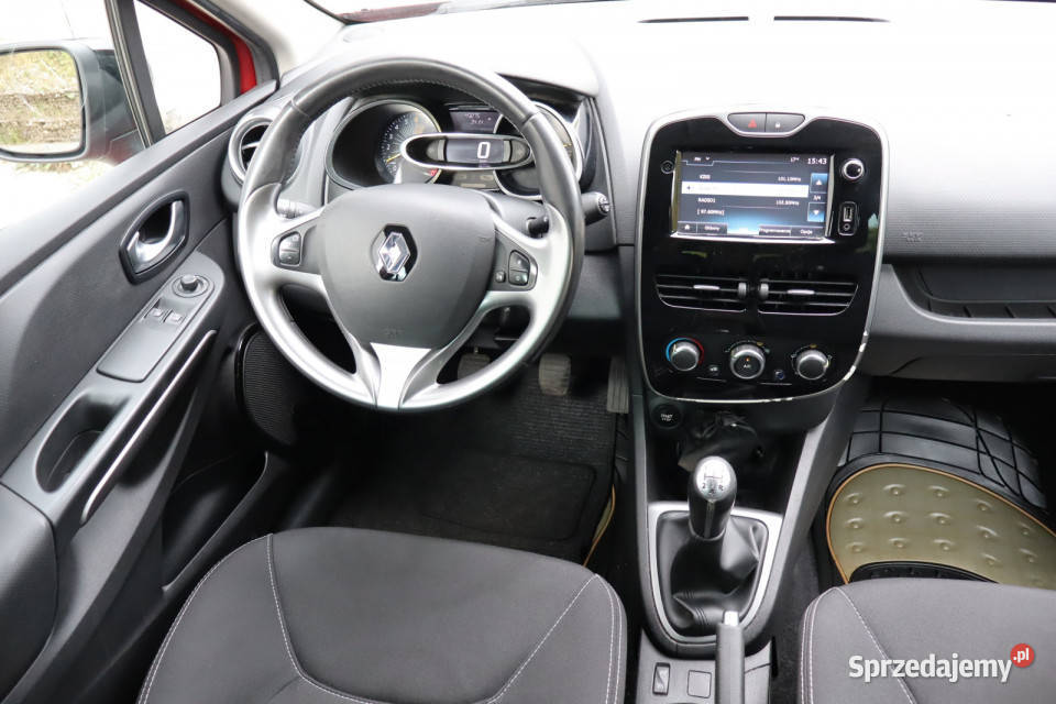 Renault Clio 09 TCe Rok produkcji 2016