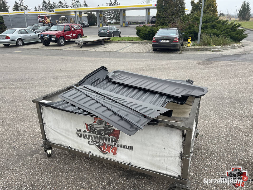 Kuweta Toyota Hilux kuweta ochronna Hilux Pasłęk