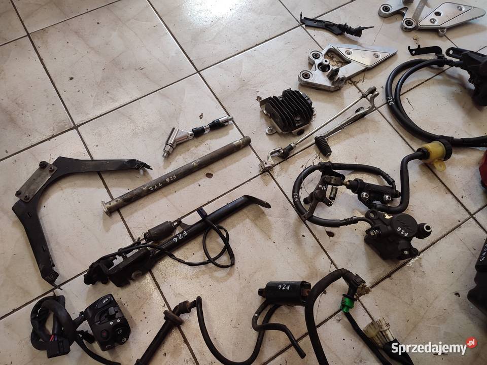 Yamaha FZ6 Fazer części 0409r Lampa przełącznik Jelenia Góra