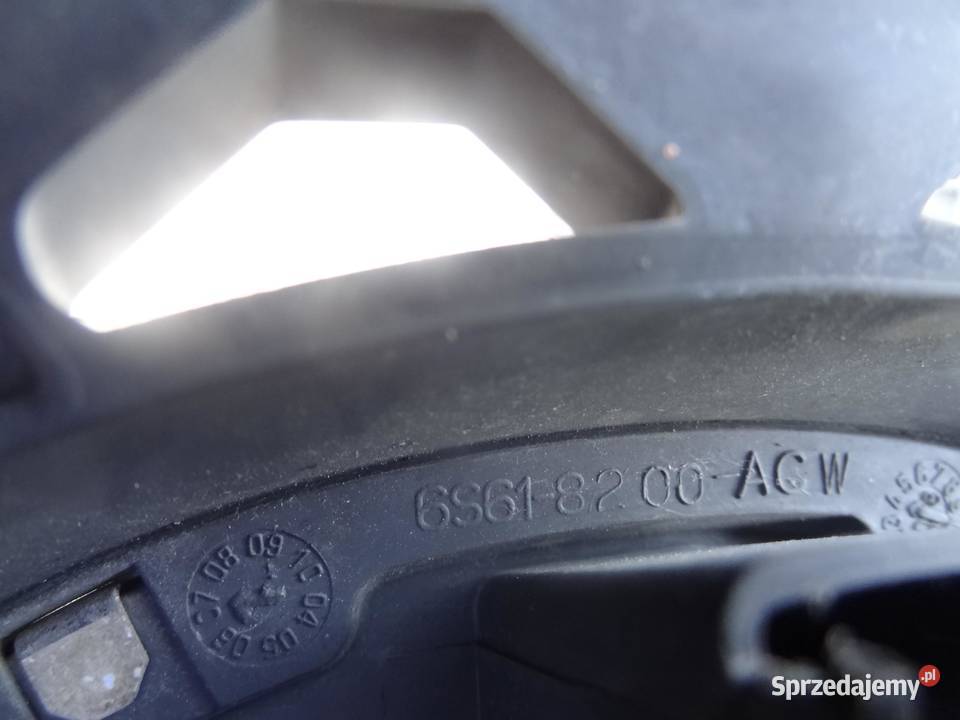 GRILL ATRAPA FORD FIESTA MK6 6S618200ACW sprzedam
