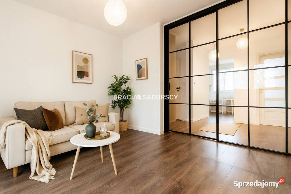 Sprzedaż mieszkania Kraków Kobierzyńska 527m2 3 sprzedam