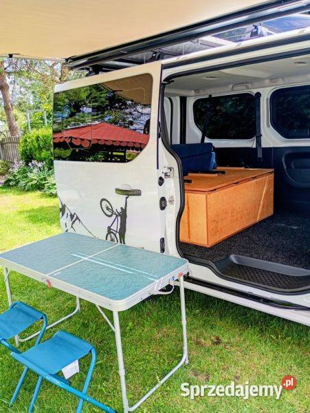 Renault Trafic 9 osób kampervan kamper Sędziszów sprzedam