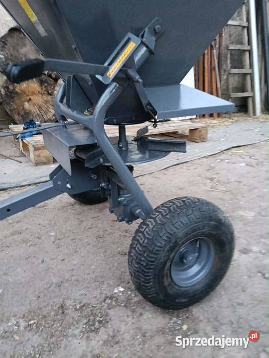 Rozsiewacz rozrzutnikNawozu soli trawy piasku Jordanowo