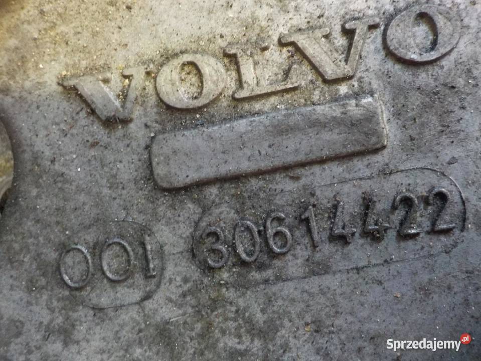 S60 XC90 XC70 24 D5 04r pokrywa zaworow 30614422 Suków