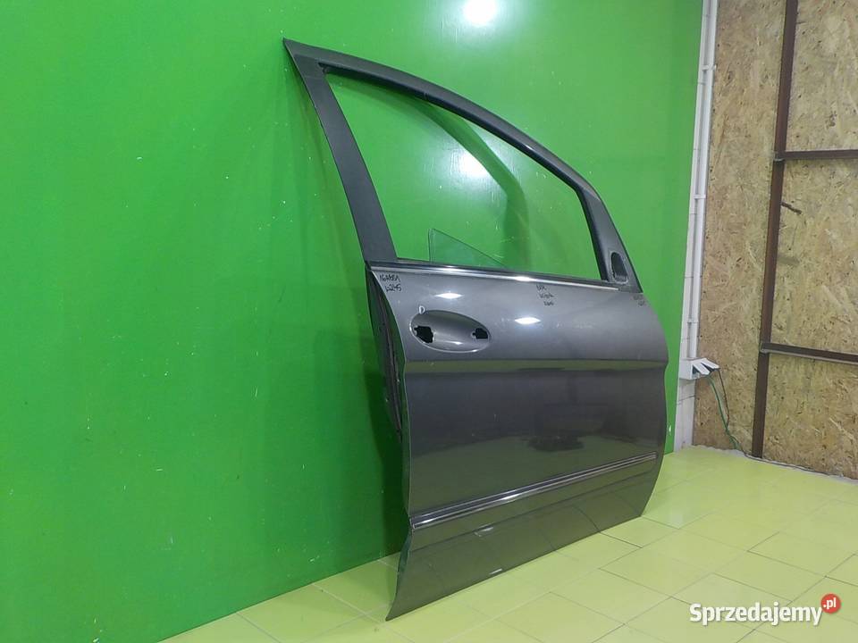MERCEDES B W245 LIFT 15 B 11r 5D drzwi prawe