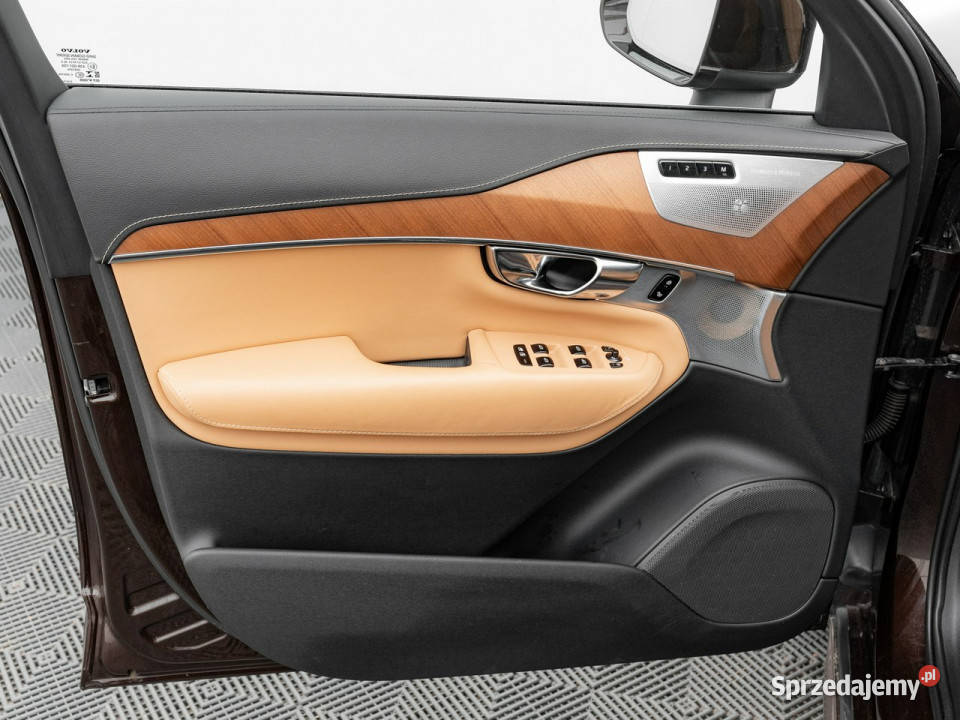 Volvo XC 90 GD623XHT8 AWD PlugIn Hybrid Pępowo
