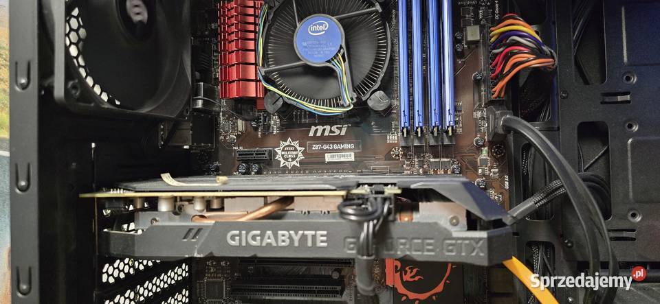 Komputer Stacjonarny Plus Klasy Core i5 Pozostałe Nałęczów sprzedam