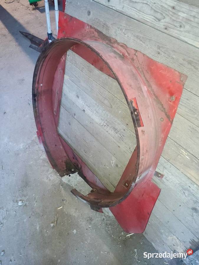 Osłona wentylatora chłodnicy Massey Ferguson 520 Dąbrówka Mała