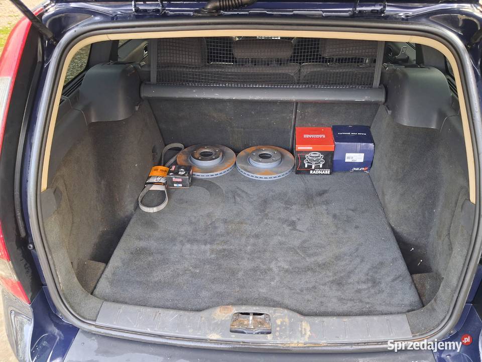 Volvo V50 18 kombi 2005r Nawigacja klima z Starachowice