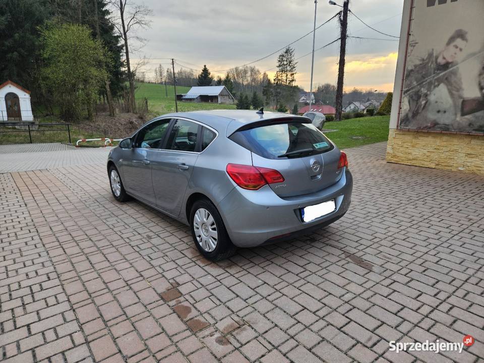Astra J Cosmo 2009r 17cdTi Niski Przebieg Salon 4/5 Ryglice