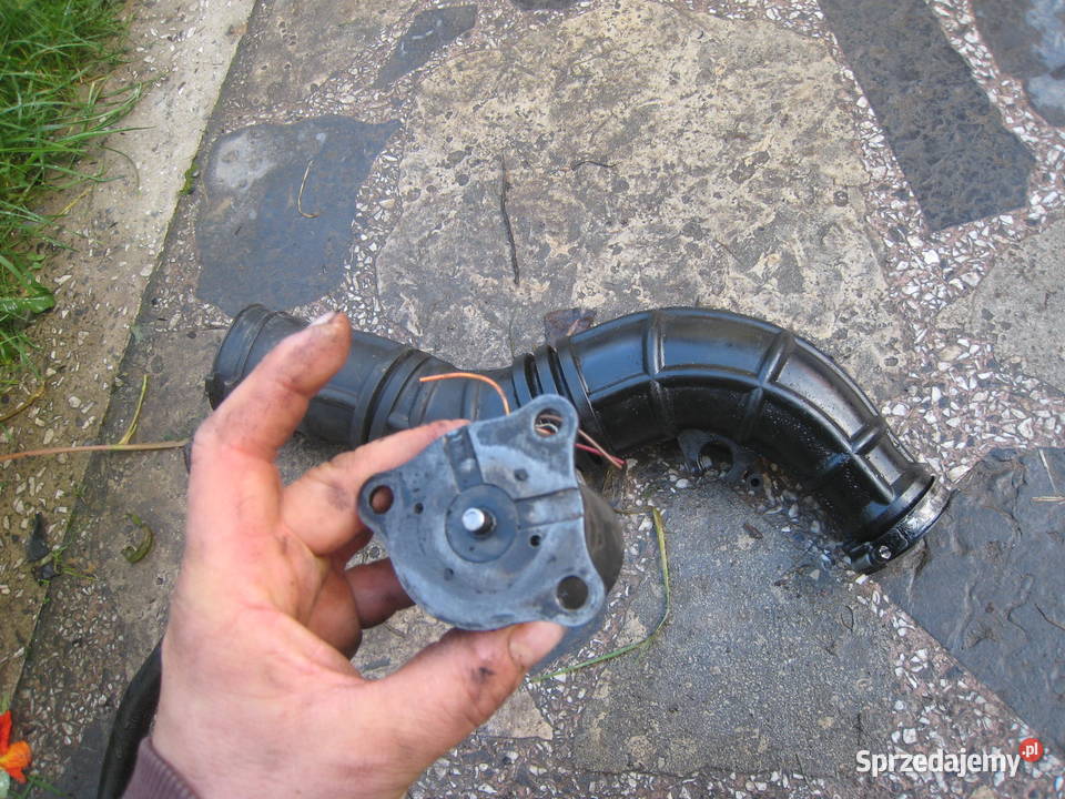 Zawór EGR 19 DCI Volvo s40 v40 Mitsubishi osobowe Kraków