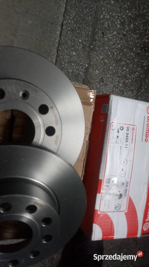 Tarcze tył tylnie 256mm Brembo 08948811 Rok produkcji 2021 Ożarów Mazowiecki