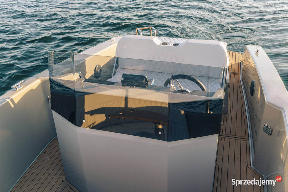 Elektryczna Łódź 660 Września