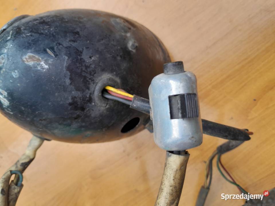 Metalowa lampa WSK B1 B3 Świerzawa