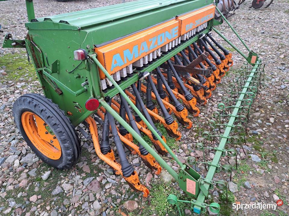 Siewnik AMAZONE D8 SPECJAL TYP 30 super stan Kłodawa