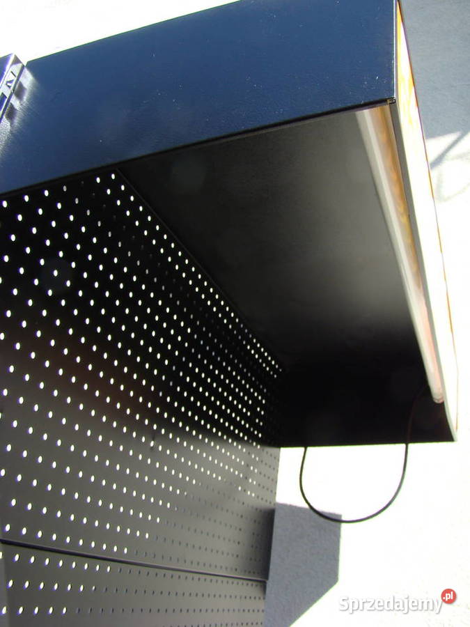 Regały sklepowe do ekspozycji towaru