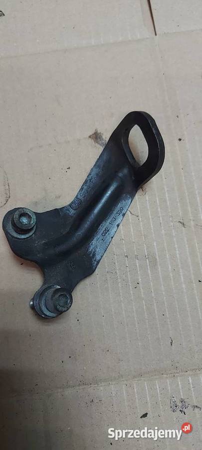 Nakładka Ucho Łapa Głowicy audi a3 8p Golf V R32