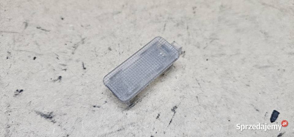 Lampka oswietlenie kabiny mercedes w220 wielkopolskie Zbąszyń sprzedam