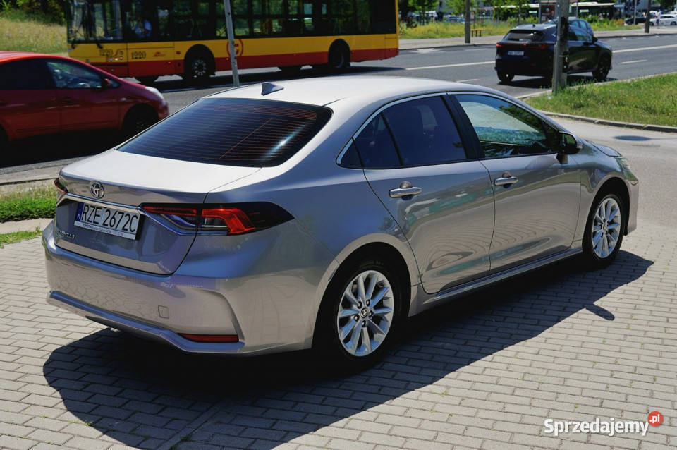 Toyota Corolla salon Polska 15 125 Comfort E21 isofix Warszawa