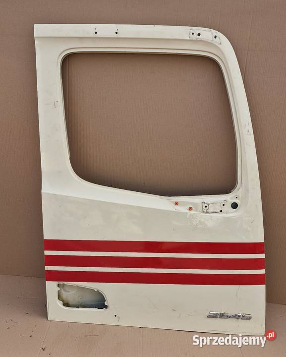 MERCEDES ACTROS MP4 DRZWI PRAWE Bieleń