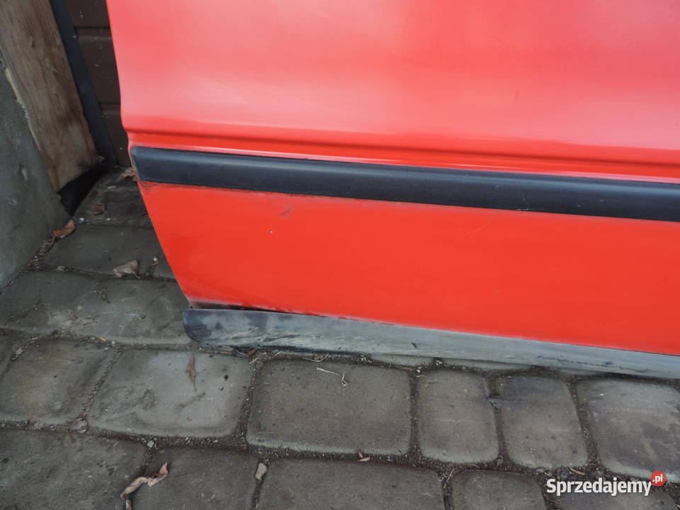 AUDI 80 B4 KOMBI DRZWI LEWY PRZÓD Rok produkcji 1996 Drzwi Nowy Sącz