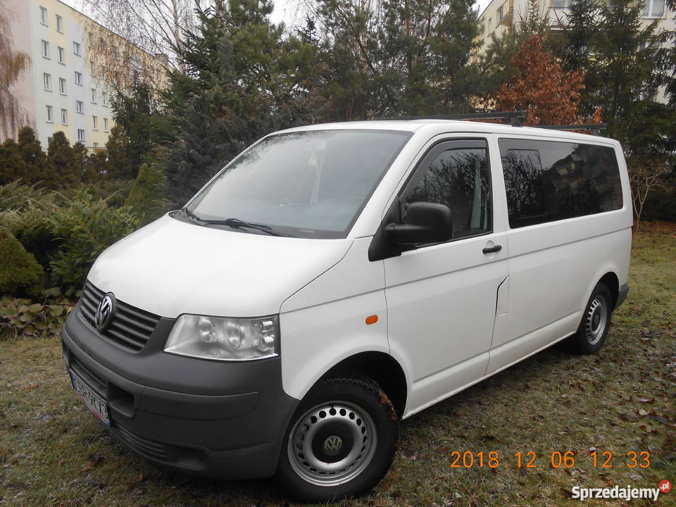 VW T5 9 osobowy zadbany Brodnica
