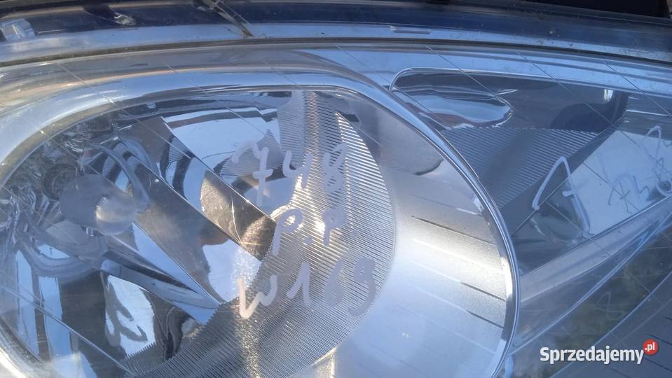 MERCEDES W169 LAMPA PRZÓD PRAWA osobowe Zbierkowo