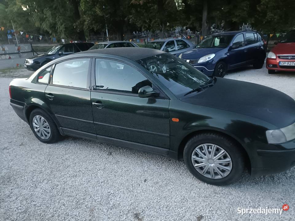 Passat B5 sedan 18 z klimatyzacją świeży dolnośląskie Kłodzko
