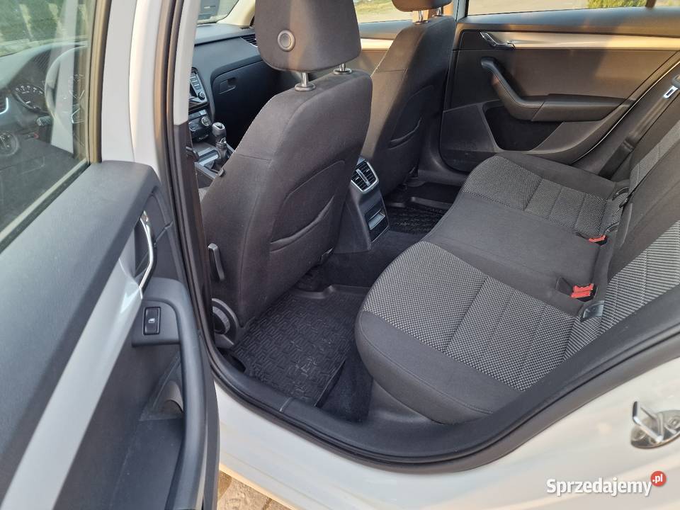 Skoda Octavia III 16TdiSalonPlservisowana ESP