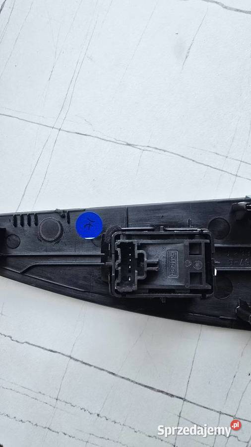 FORD MONDEO MK5 PRZEŁĄCZNIK SZYB prawy TYLNY osobowe Części samochodowe Zawiercie