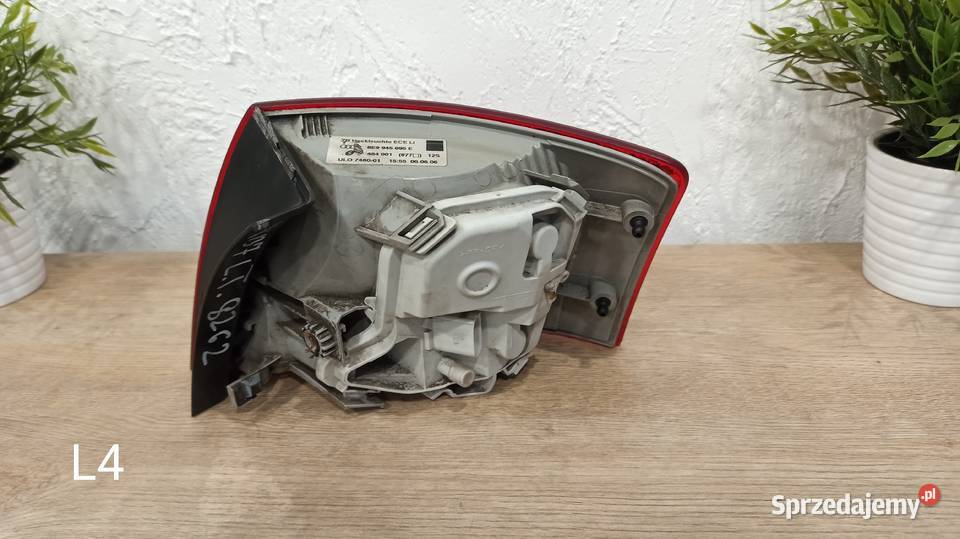 Lampa Tylna Lewa Audi A4 B7 L4 osobowe Lampy tylne Radzyń Podlaski