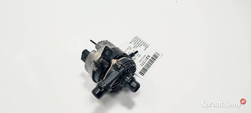 POMPA WODY BMW X4 M F98 868689 Lipno