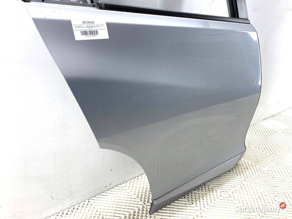 DRZWI PRAWY TYŁ HONDA CIVIC IX Hatchback SREBRNY osobowe sprzedam