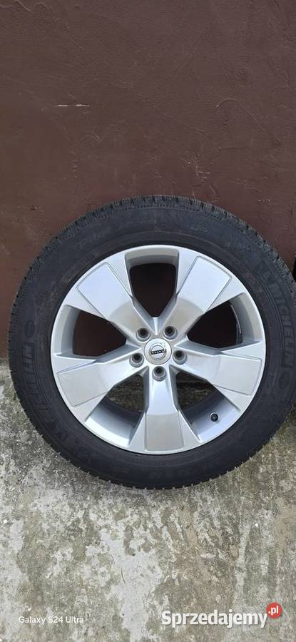 Felgi 18 23555R 18 Volvo XC 40 XC 60 V 90 CROSS Myszków sprzedam