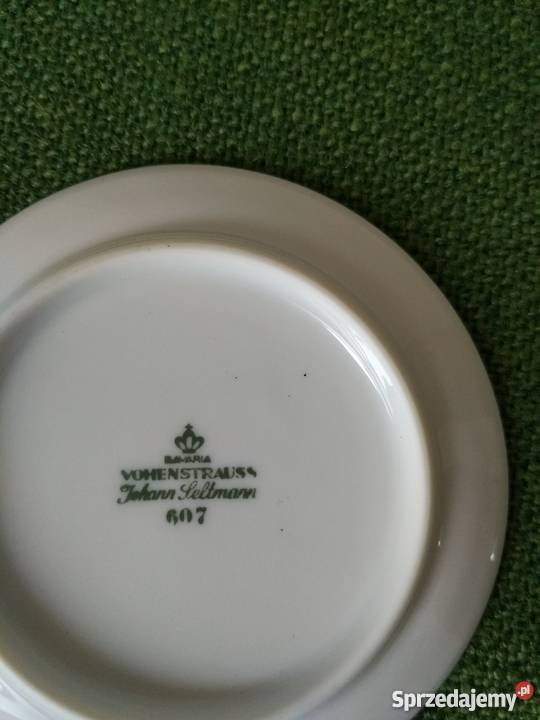 Ozdobna porcelana talerzyk Ropa