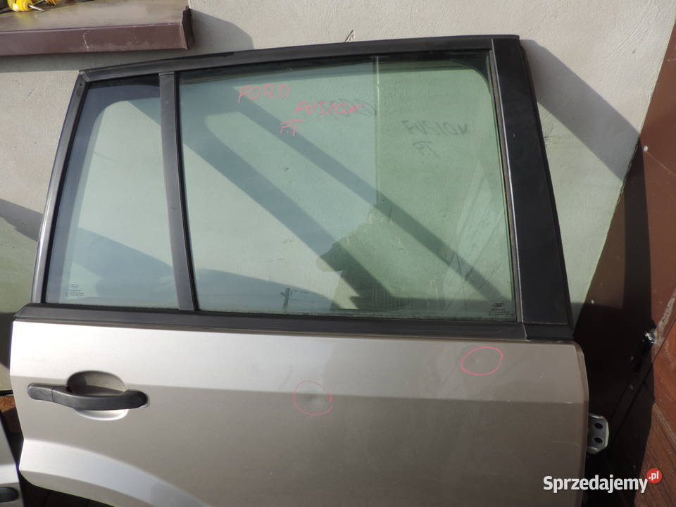 DRZWI PRAWY TYŁ FORD FUSION MK1 Q2 Rok produkcji 2004